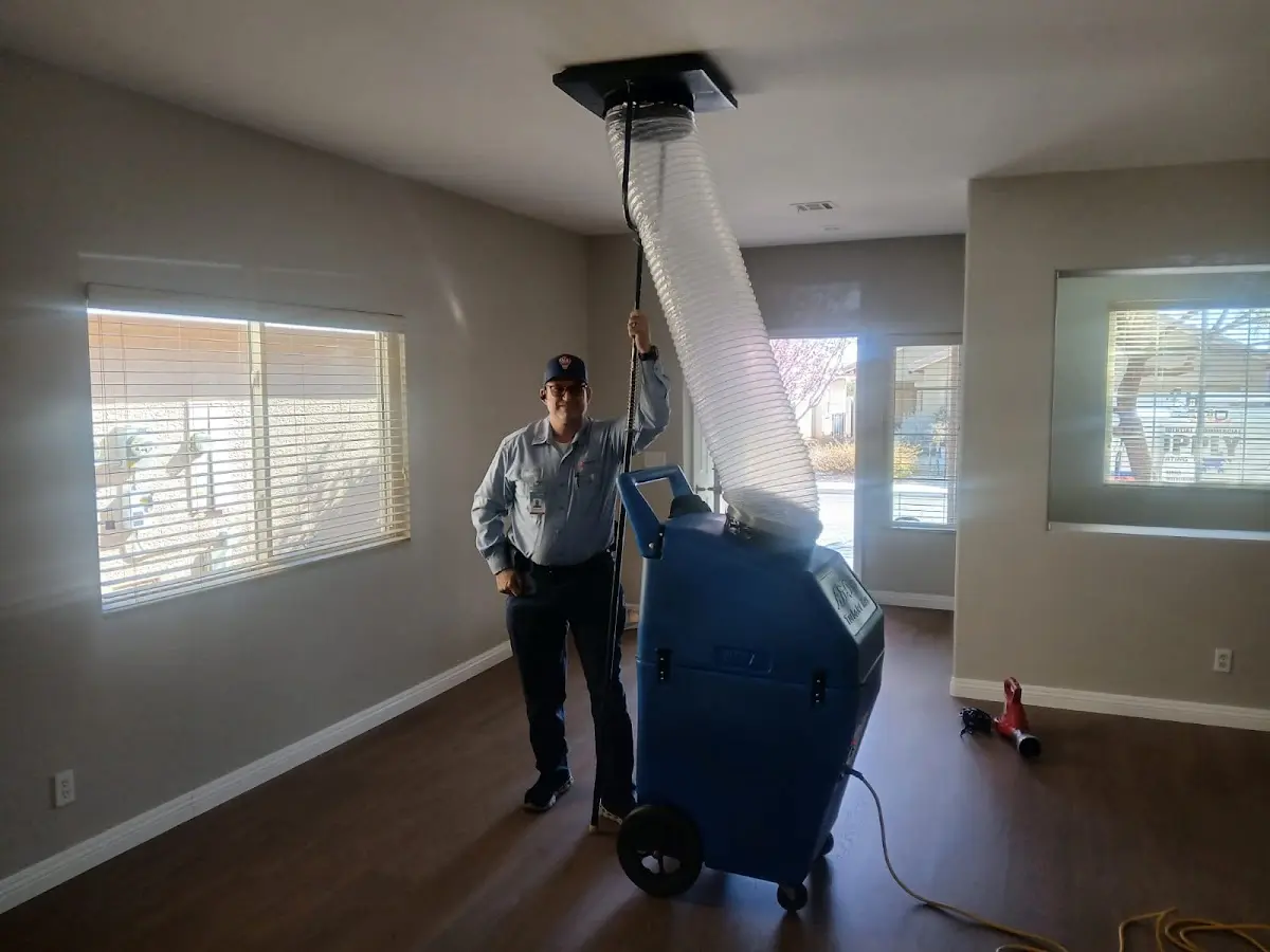 Professional AC Repair work inside a Miramar home
